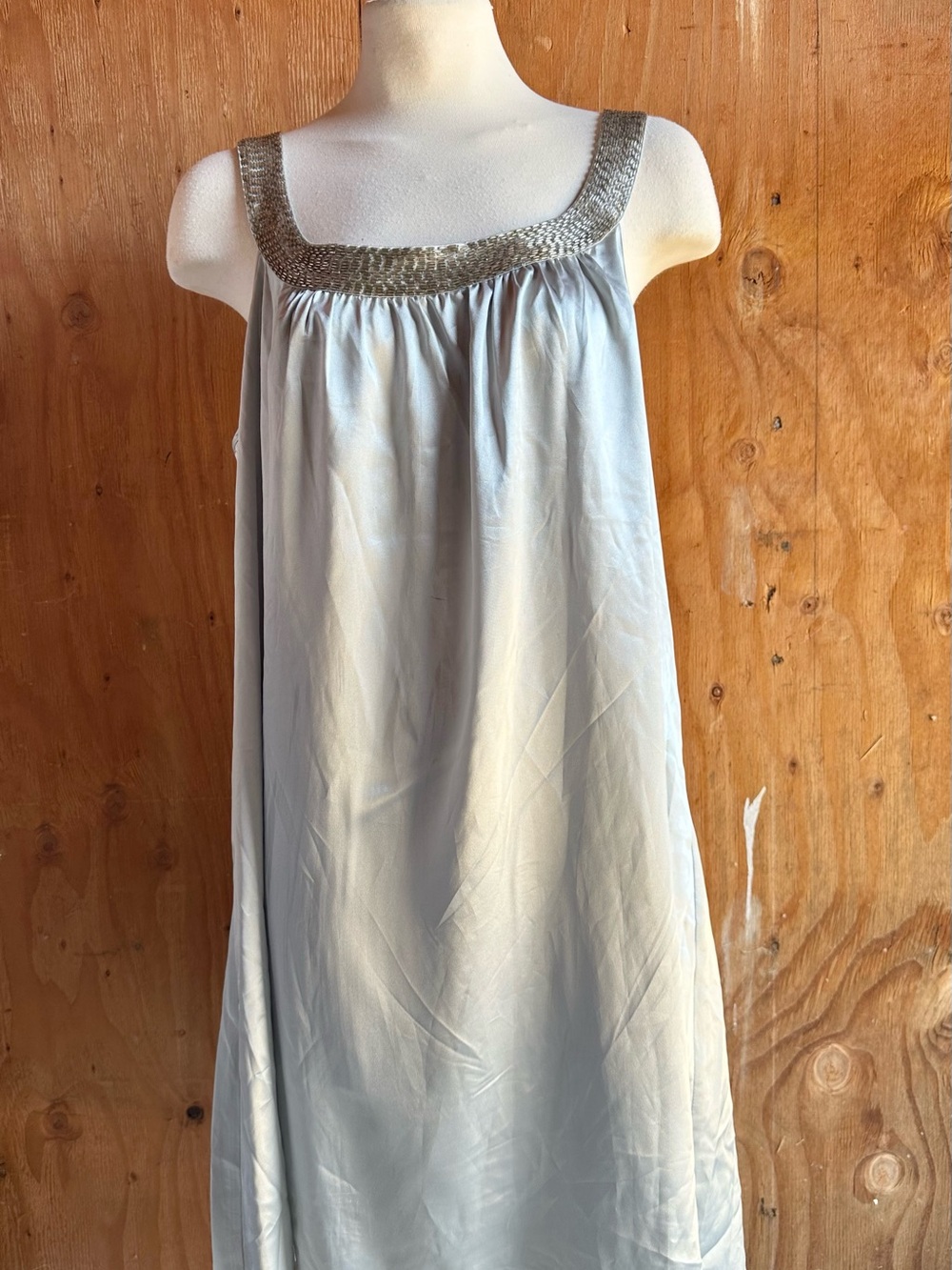 BCBGMAXAZRIA beaded cocktail babydoll dress cutout xl satin silver metallic slip